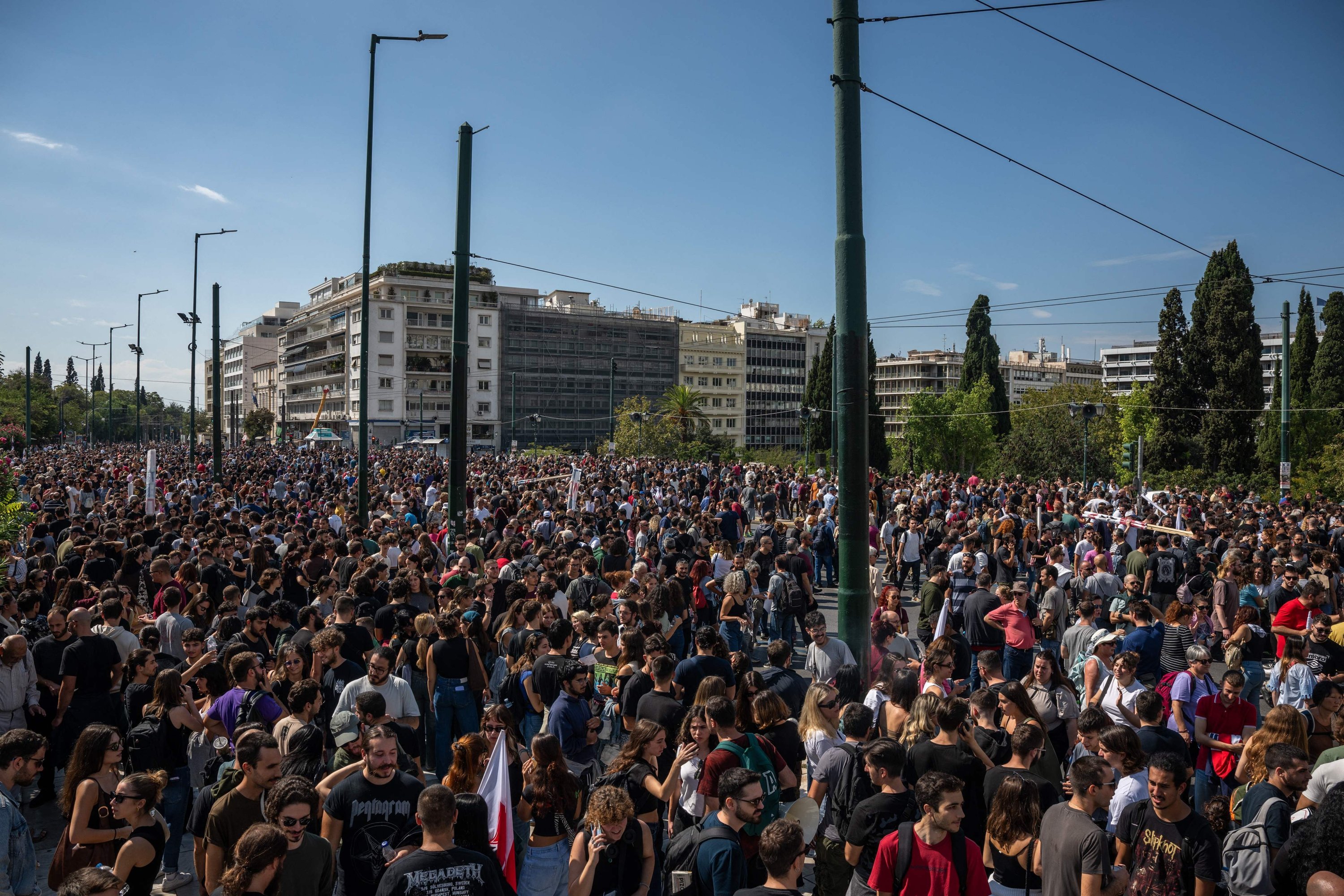 New Greek strike against proposed labor reforms disrupts services