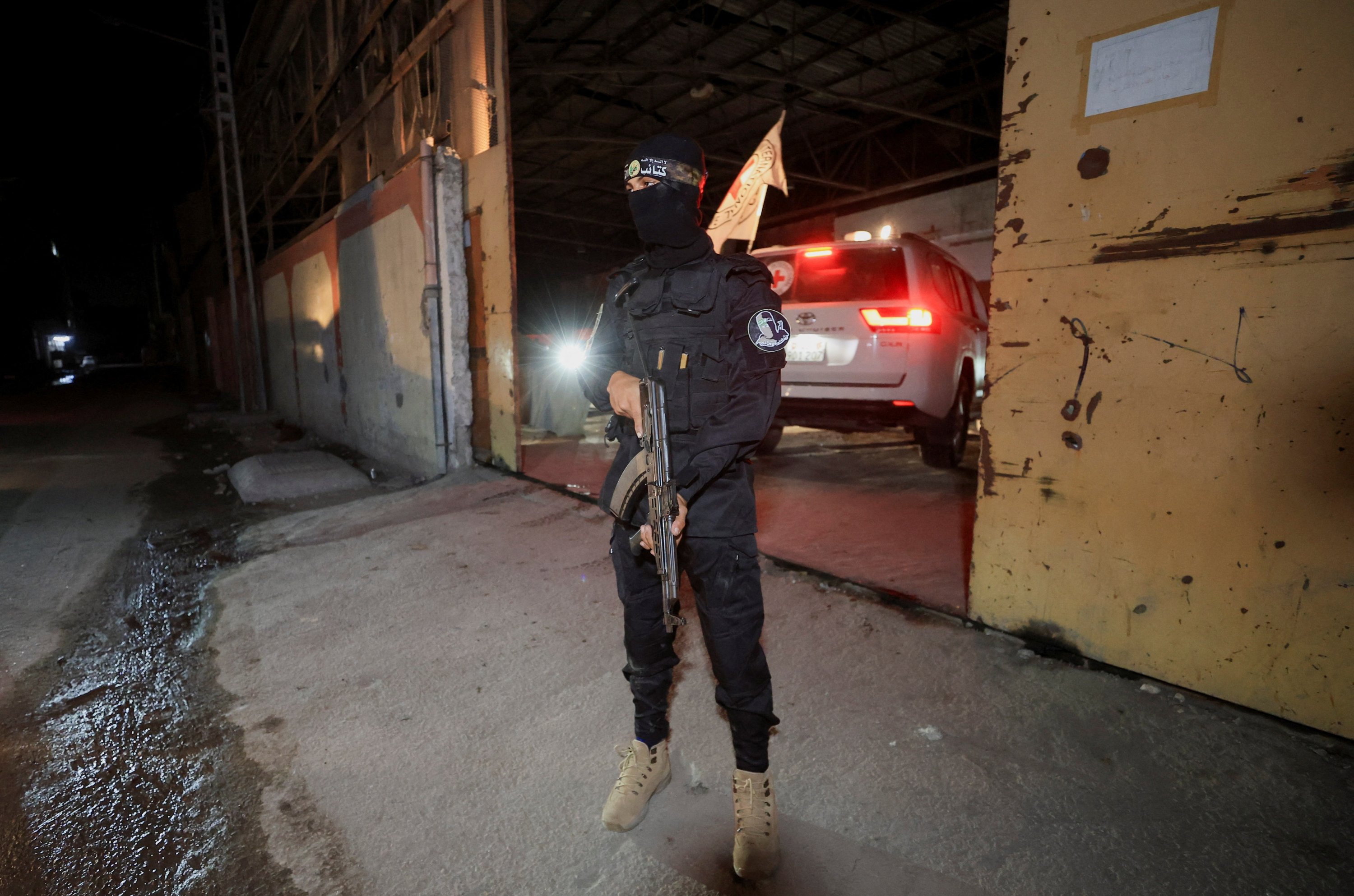 Hamas tells Trump they'll disarm