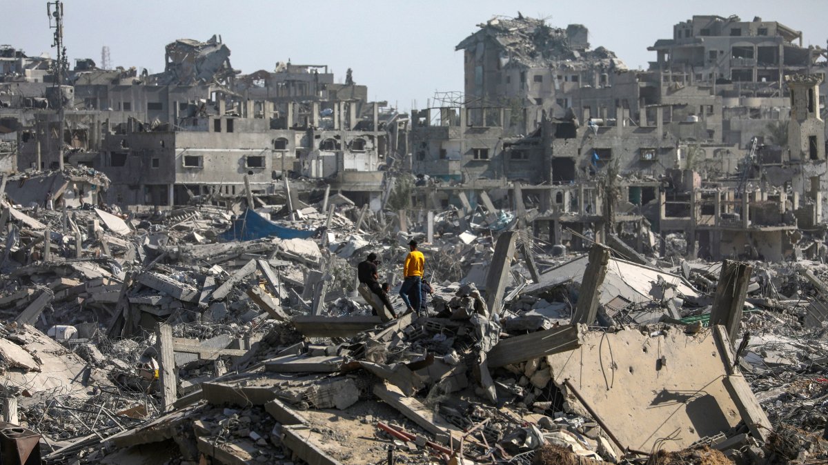 Israel to cut Gaza aid over alleged delay in return of hostages