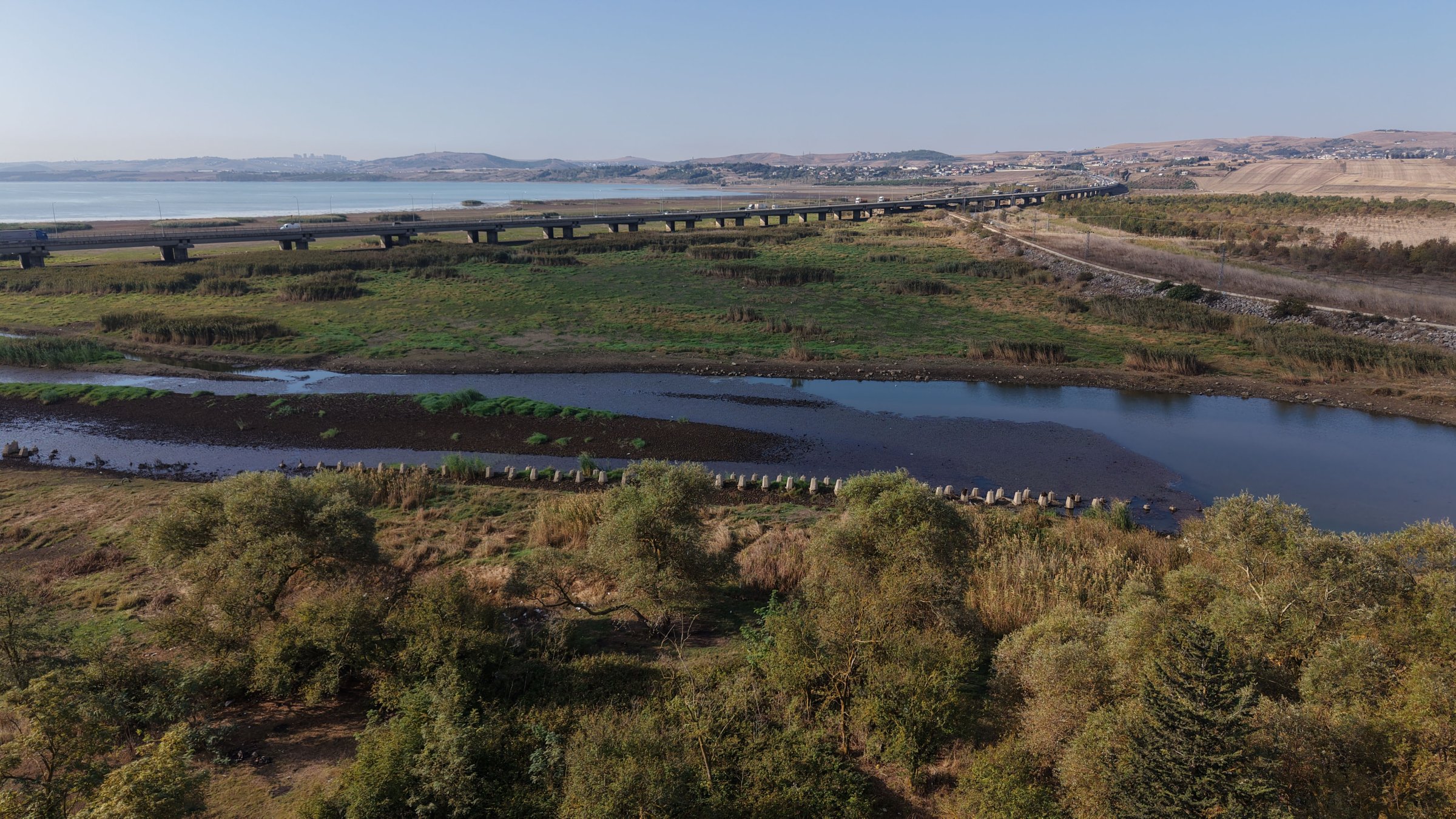 Water levels in Büyükçekmece Dam Lake have fallen to 28.81% amid ongoing shortages, Istanbul, Türkiye, Oct. 3, 2025. (DHA Photo)