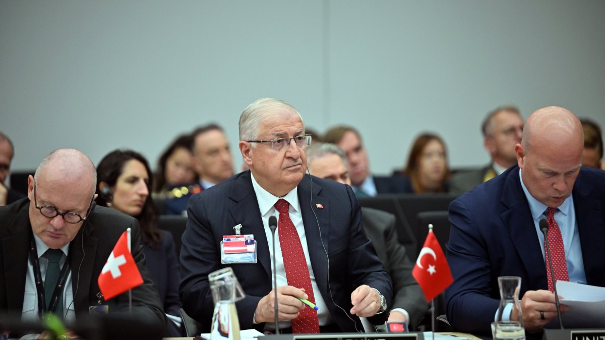 Defense Minister Güler attends NATO meeting in Brussels