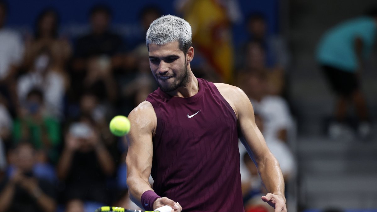 Spain&#039;s Carlos Alcaraz reacts after winning the final match against Taylor Fritz of the USA at the Japan Open tennis tournament, Tokyo, Japan, Sept. 30, 2025. (EPA Photo)