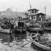 A photo of Istanbul by Ara Güler on display at the “Miscellaneous Istanbul” exhibition. (Courtesy of Ara Güler Museum)