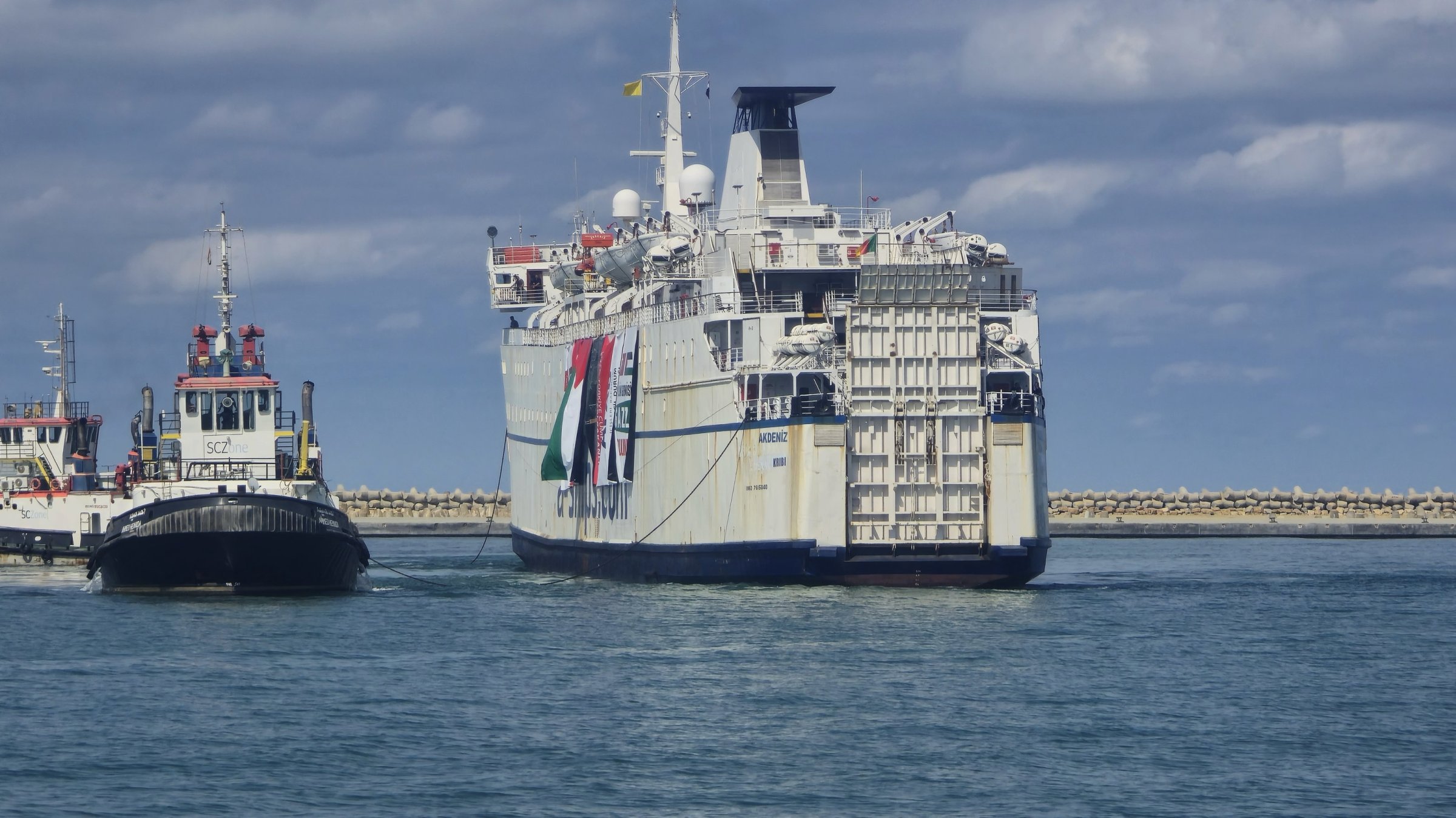 Türkiye’s 17th “Goodness Ship’’ reaches the Port of el-Arish Port, Egypt, Oct. 17, 2025. (AA Photo)