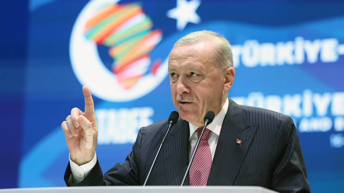 President Recep Tayyip Erdoğan speaks during the Türkiye-Africa Business and Economic Forum, Istanbul, Türkiye, Oct. 17, 2025. (DHA Photo)