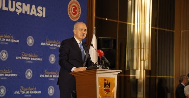 Turkish Parliament speaker Numan Kurtulmuş speaks at an NGO meeting in Diyarbakır, Oct. 17, 2025. (IHA Photo)