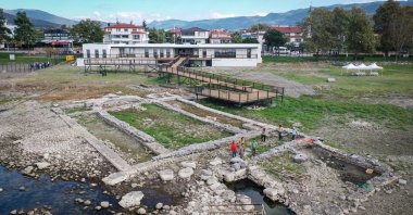 Archaeologists work on the submerged basilica in Lake Iznik, Bursa, Türkiye, Oct. 14, 2025. (AA Photo)