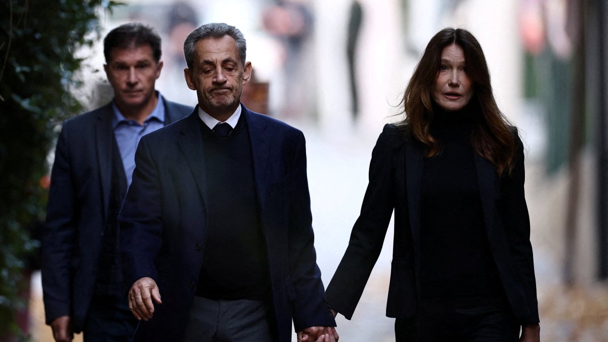 Ex-French leader Sarkozy begins 5-year jail term over Libyan funds