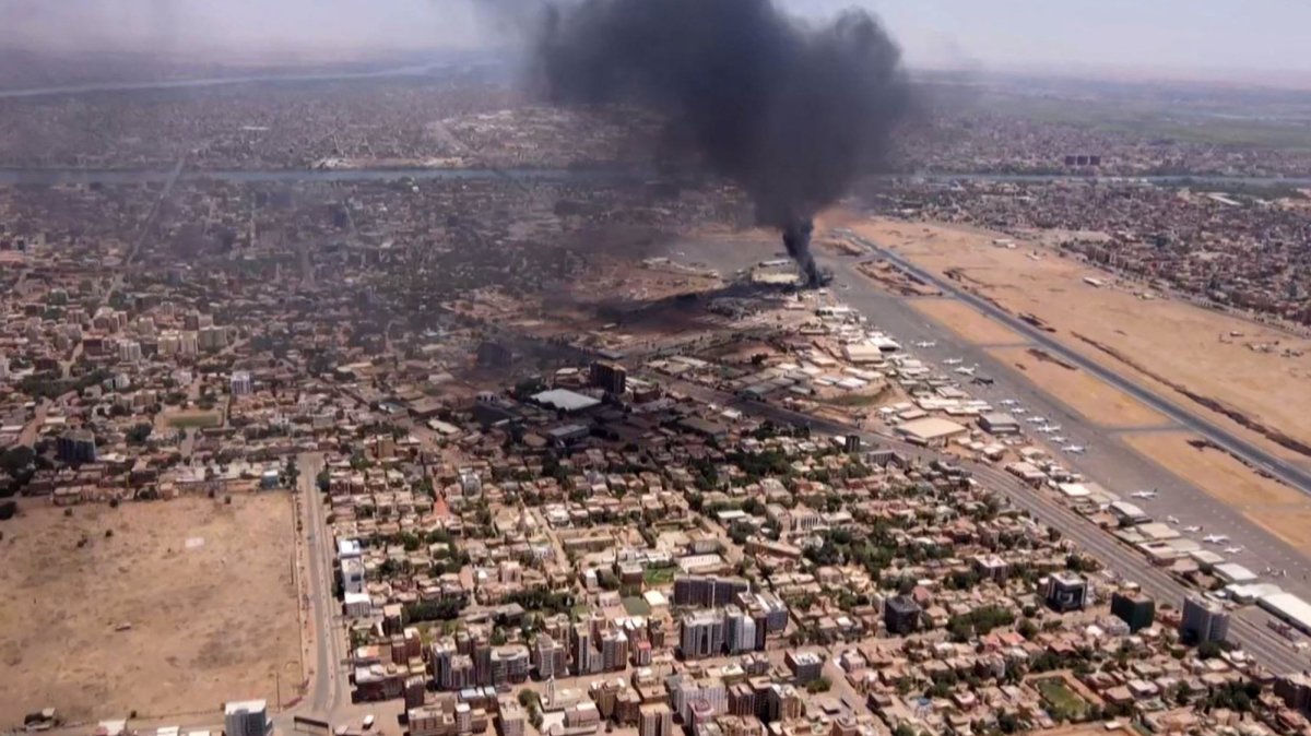 Drone attack hits near Khartoum airport ahead of planned reopening