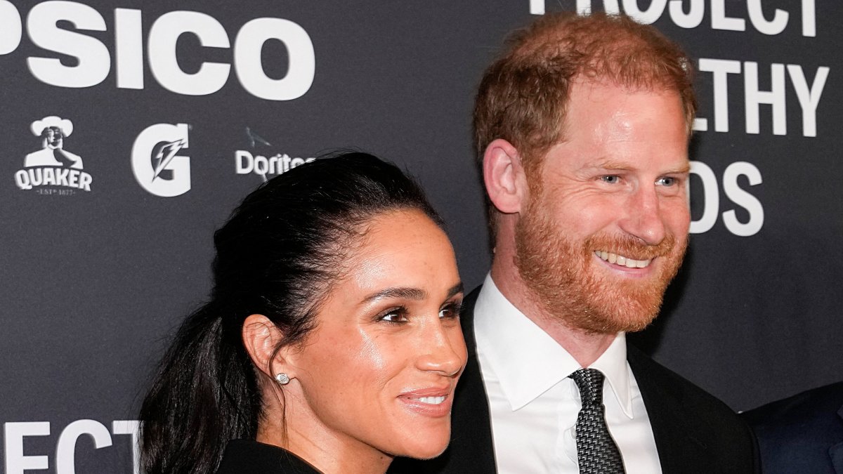 Britain's Prince Harry and Meghan, duke and duchess of Sussex, attend the "Project Healthy Minds" World Mental Health Day Gala, New York City, U.S., Oct. 9, 2025. (Reuters Photo)
