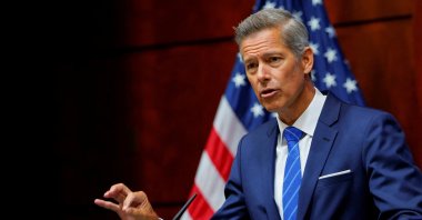  U.S. Transportation Secretary Sean Duffy announces actions during a press conference at the U.S. Department of Transportation in Washington, D.C., U.S., Aug. 26, 2025. (Reuters File Photo)