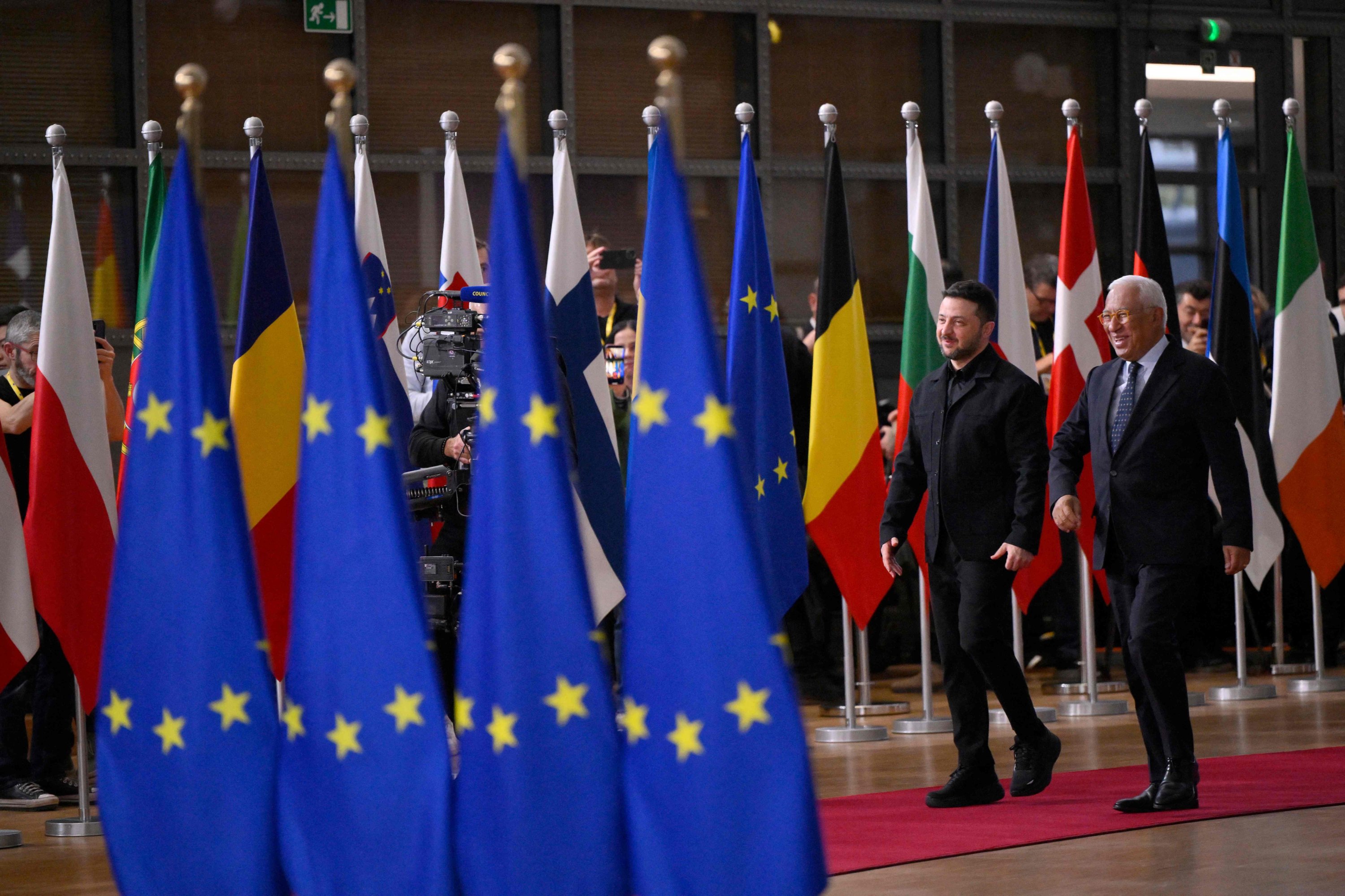 EU pledges Ukraine funding but demurs on Russian assets plan