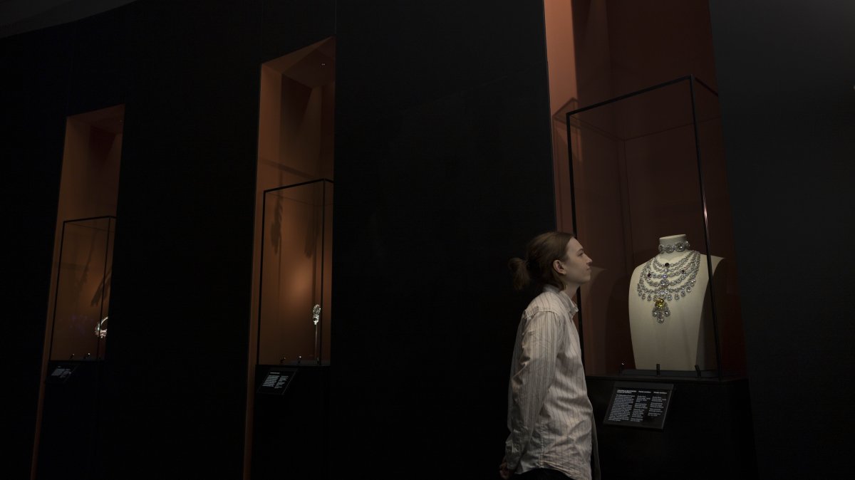 The Patiala necklace displayed inside the Cartier exhibition at the Victoria and Albert Museum, London, U.K., April 9, 2025. (Getty Images)