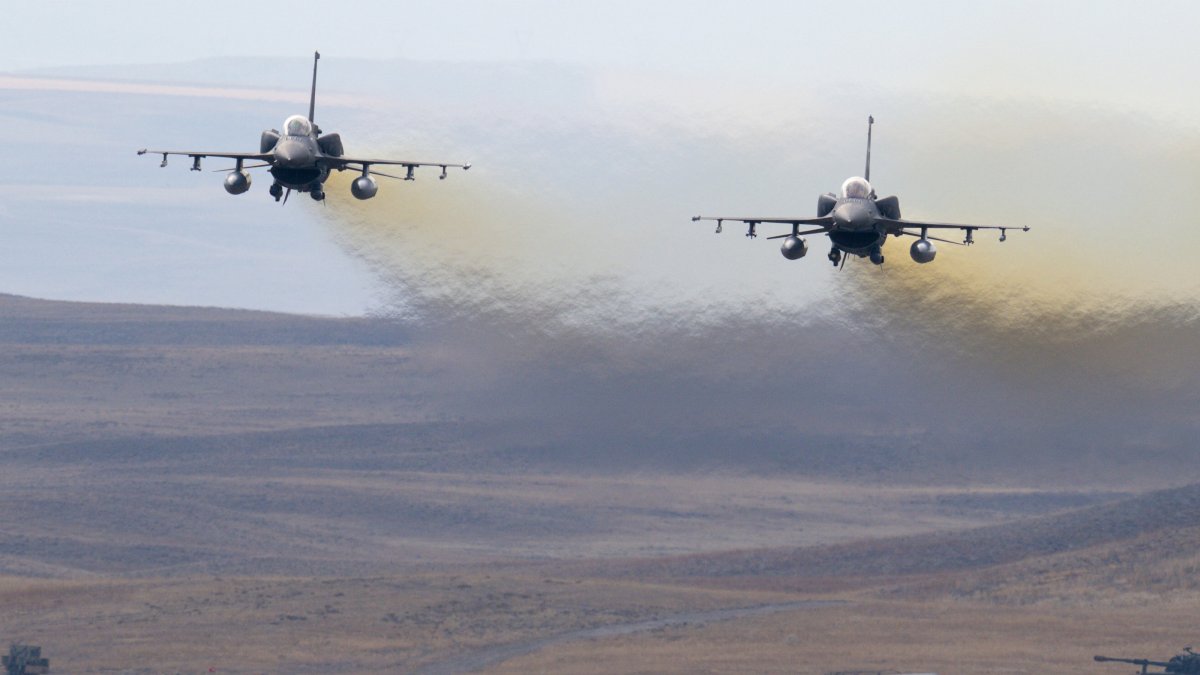 F-16 fighter jets of the Turkish Air Force are seen in the air during a firing exercise in Ankara, Türkiye, Oct. 23, 2025. (AA Photo)