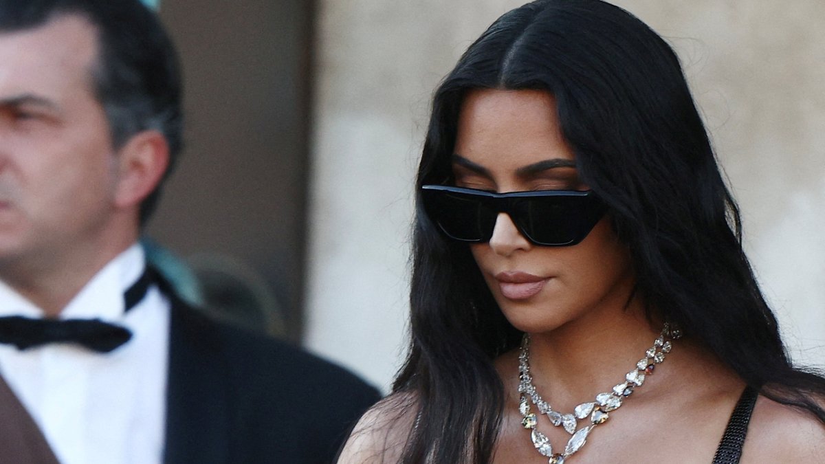Kim Kardashian leaves Gritti Palace, on the second day of the wedding festivities of Amazon founder Jeff Bezos and journalist Lauren Sanchez, Venice, Italy, June 27, 2025. (Reuters Photo)