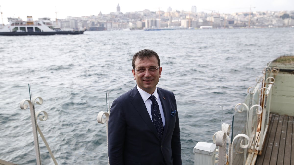 Former Mayor Ekrem Imamoğlu poses for the media, Istanbul, Türkiye, June 28, 2019. (AP Photo)