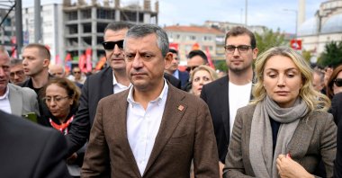 CHP Chair Özgür Özel (C) arrives for a party rally, Istanbul, Türkiye, Oct. 26, 2025. (AFP Photo)
