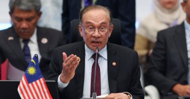Prime Minister Anwar Ibrahim (C) speaks as he attends the 28th ASEAN - Japan Summit with other leaders during the 47th Association of Southeast Asian Nations (ASEAN) Summit in Kuala Lumpur, Malaysia, Oct. 26, 2025. (AFP Photo)