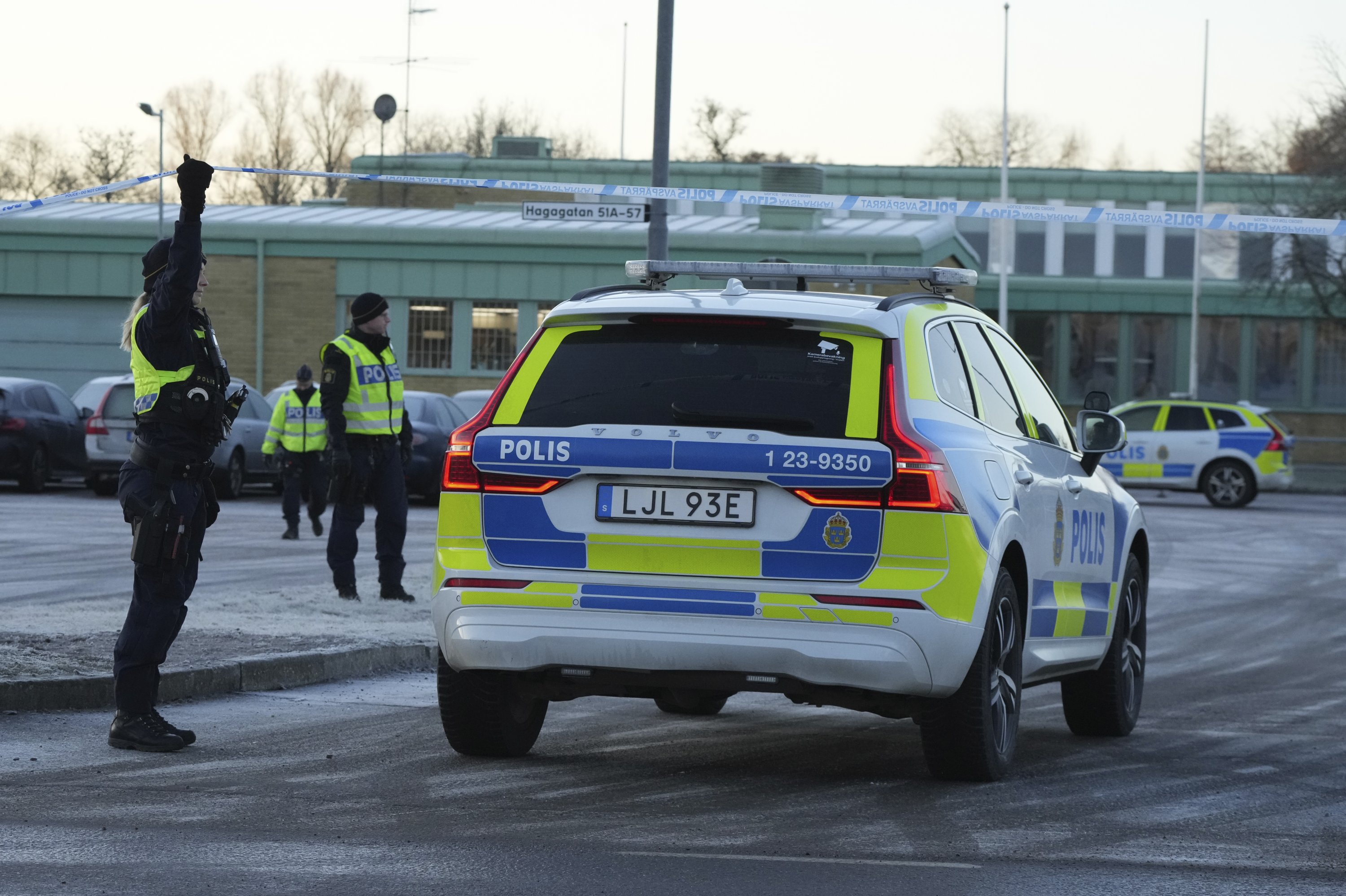 Sweden mulls sending young offenders to detention centers
