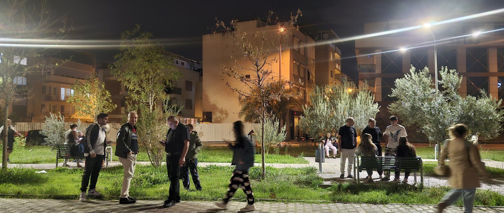 Panicked residents are seen at a park in the Sındırgı district, following an earthquake, Balıkesir, Türkiye, Oct. 27, 2025. (DHA Photo)