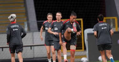 Türkiye’s women’s national football team players train at Gürsel Aksel Stadium ahead of their UEFA Nations League B play-out second-leg match against Kosovo, Izmir, Türkiye, Oct. 27, 2025. (AA Photo)
