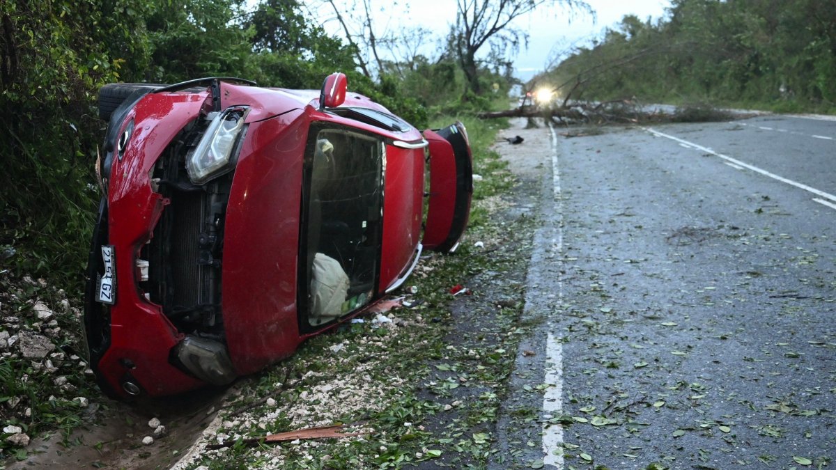 After battering Jamaica, Hurricane Melissa makes Cuba landfall