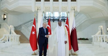 President Recep Tayyip Erdoğan is welcomed by Qatar&#039;s Emir Sheikh Tamim bin Hamad Al Thani, Doha, Qatar, Oct. 22, 2025. (Reuters Photo)