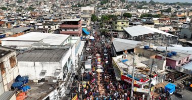 A drone view shows mourners gathering around bodies, the day after a deadly police operation against drug trafficking at the favela do Penha, in Rio de Janeiro, Brazil, Oct. 29, 2025. (Reuters Photo)