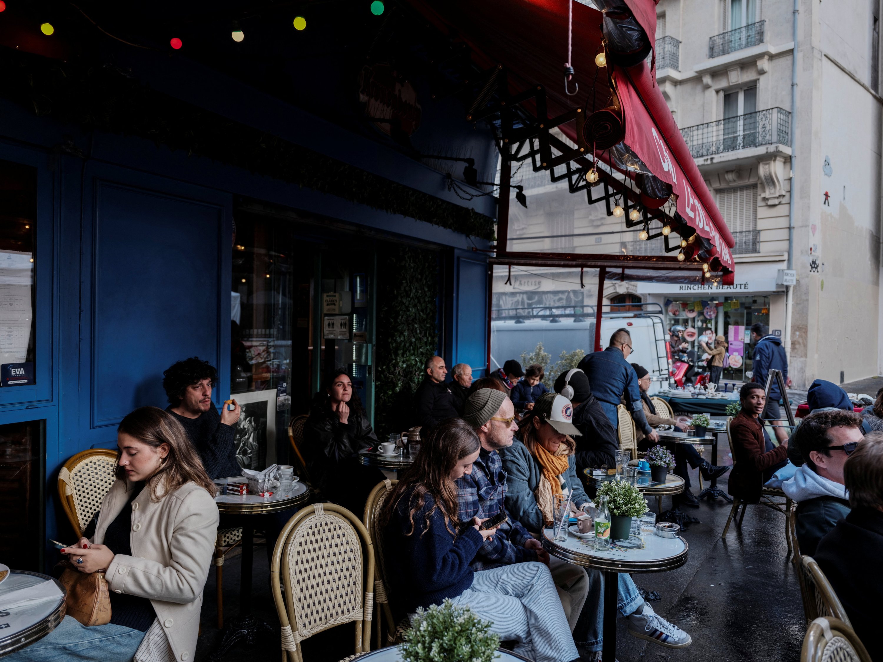 Gospodarska rast v območju evra v tretjem četrtletju presegla pričakovanja