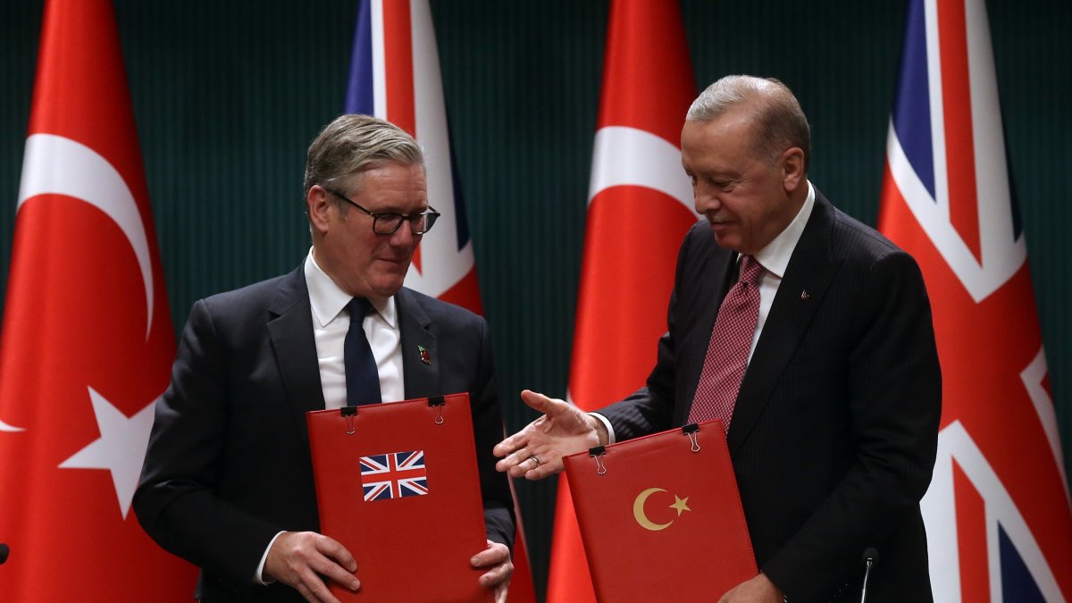 Türkiye still in talks for Eurofighters from Qatar, Oman after UK deal