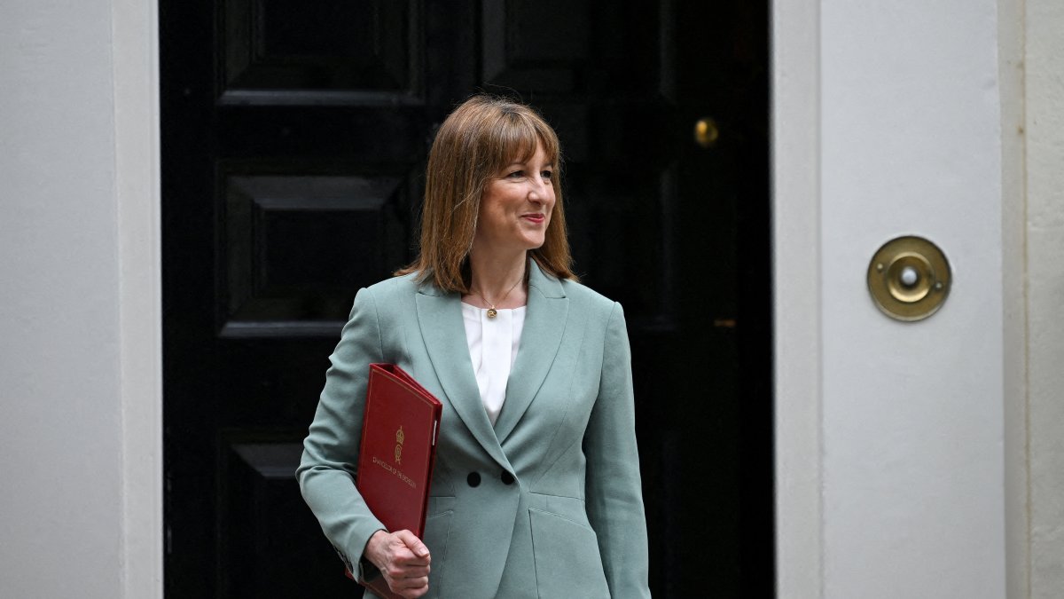 Britain's Chancellor of the Exchequer Rachel Reeves leaves 11 Downing Street ahead of presenting the Spending Review to Parliament, London, Britain, June 11, 2025. (Reuters Photo)