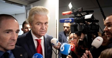 Leader of the Party for Freedom, Geert Wilders, delivers remarks to journalists outside the PVV faction room at the Lower House, the day after the Dutch parliamentary election vote, The Hague, the Netherlands, Oct. 30, 2025. (AFP Photo)
