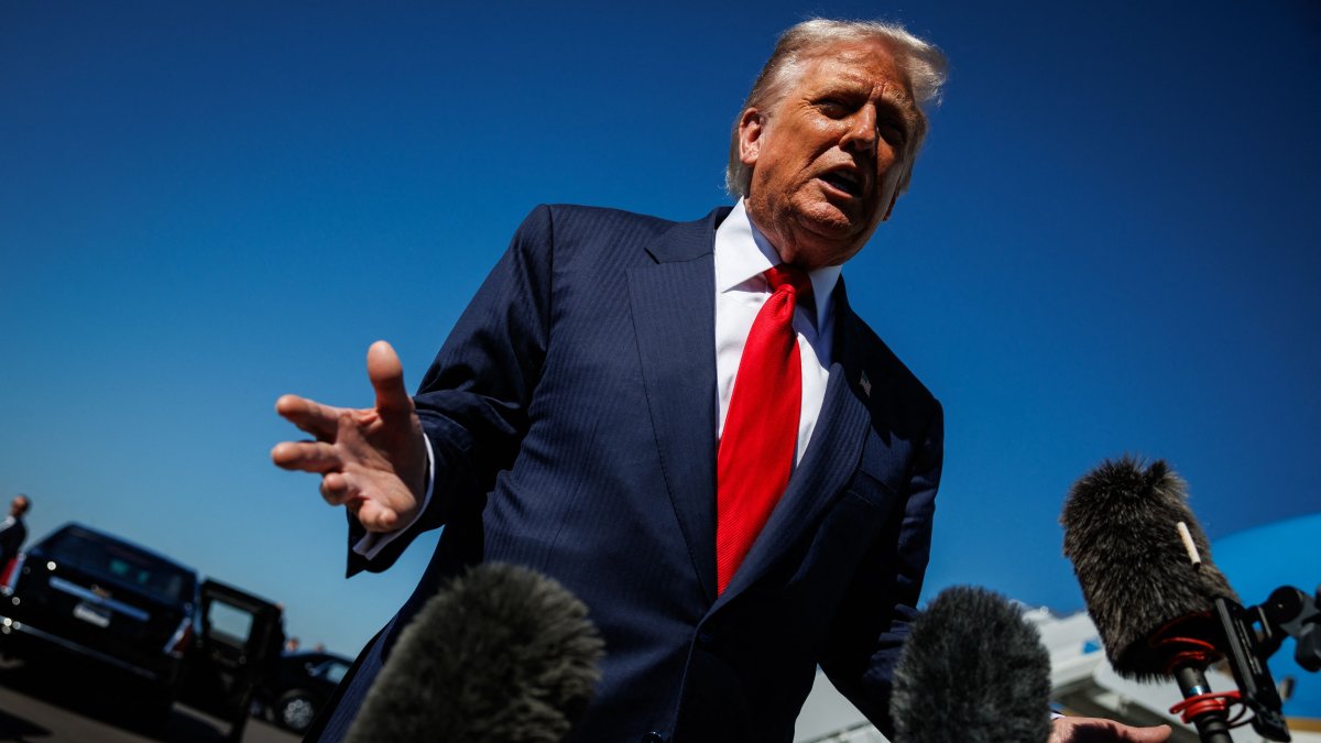 Trump warnt Nigeria vor militärischen Maßnahmen wegen „Tötung von ...