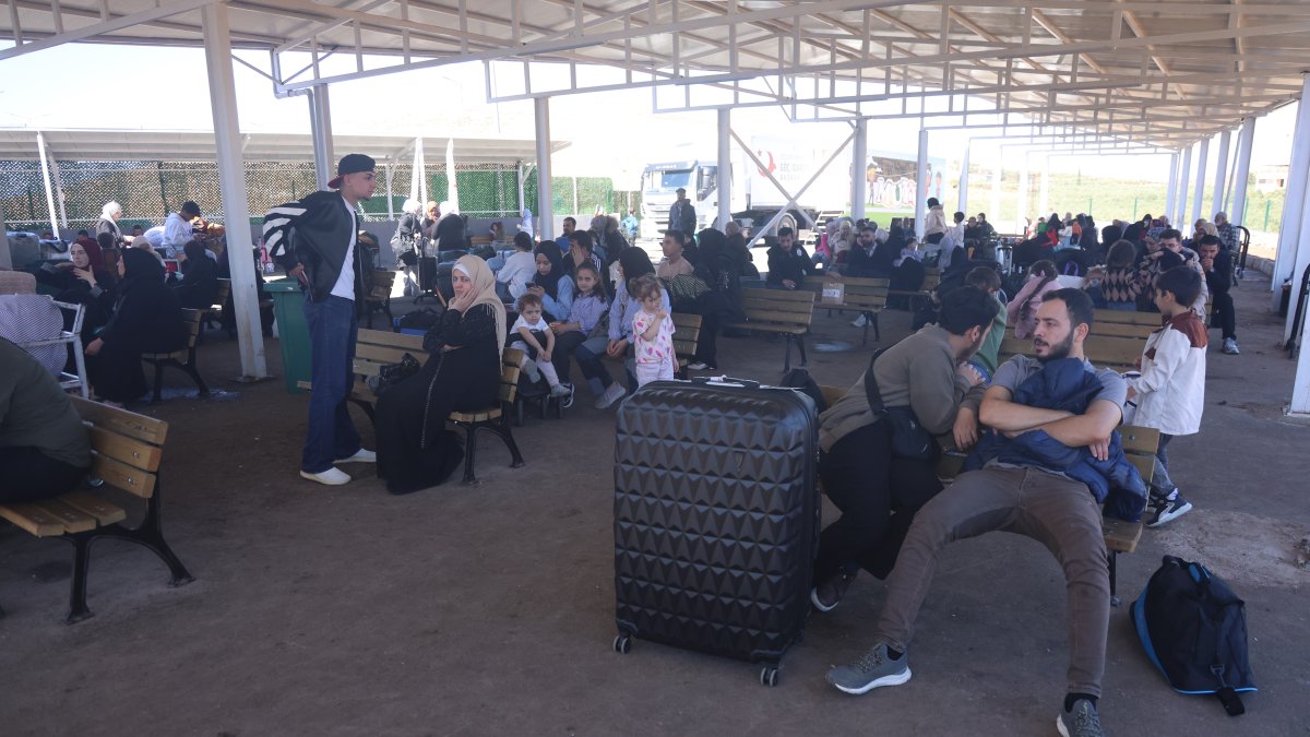 Number of Syrian returnees from Türkiye exceeds half million