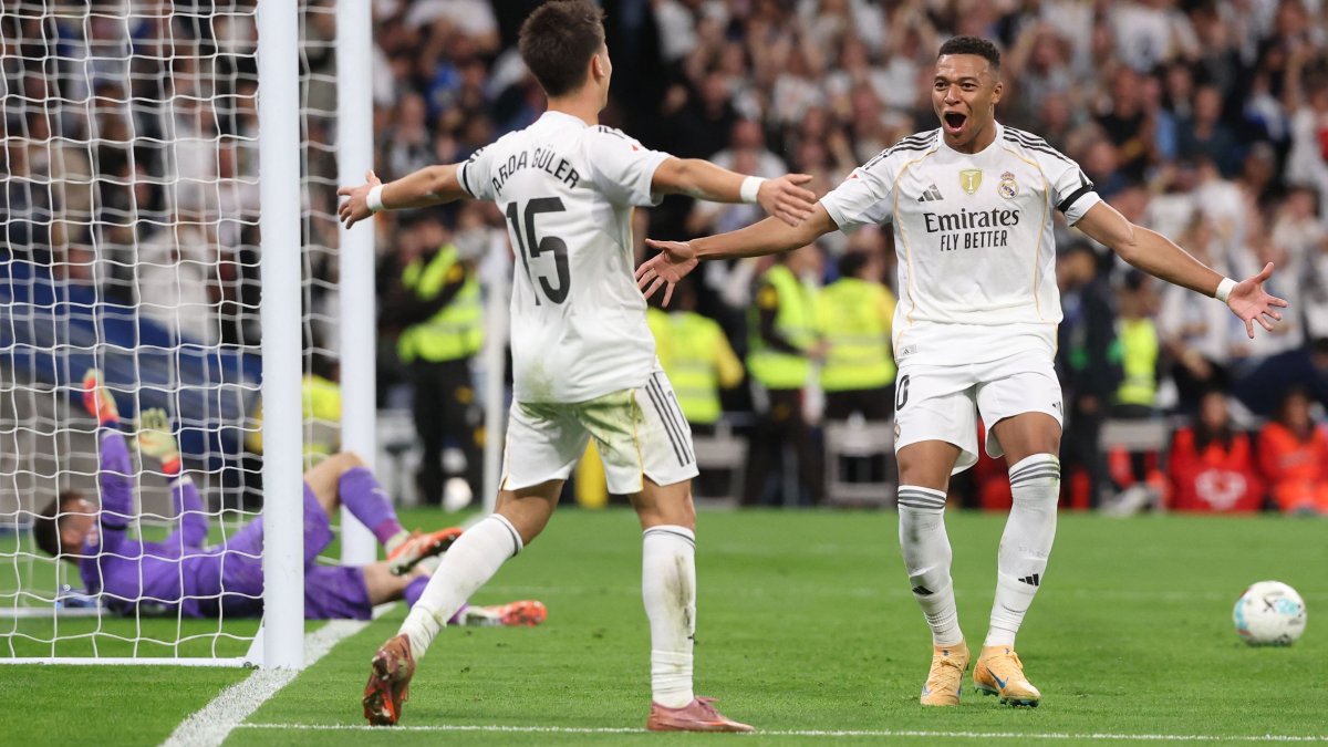 High-flying Real Madrid thrash Valencia to extend La Liga lead