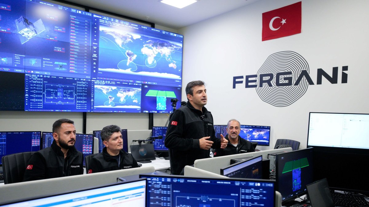 Fergani Space CEO Selçuk Bayraktar gestures alongside teammates amid the launch of the FGN-100-D2 satellite into space, Istanbul, Türkiye, Nov. 3, 2025. (DHA Photo)