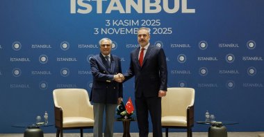 Foreign Minister Hakan Fidan and Pakistani Deputy Prime Minister and Foreign Minister Ishaq Dar shake hands during a bilateral meeting ahead of a ministerial meeting on the Gaza cease-fire, in Istanbul, Nov.3, 2025. (Foreign Ministry Handout)
