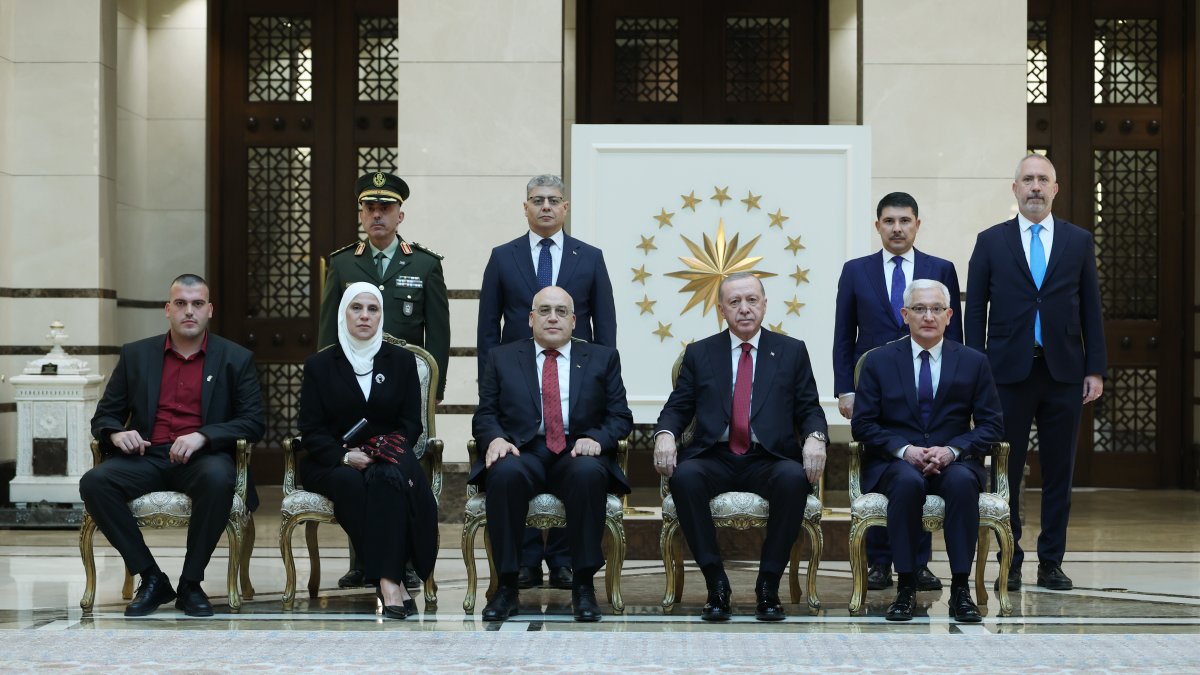 Erdoğan receives new ambassadors of Lebanon, Ghana, Palestine, others