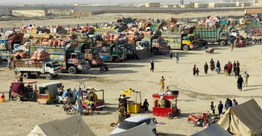Afghan refugees prepare to return to Afghanistan at the Pakistan-Afghan border, Chaman, Pakistan, Oct. 26, 2025. (EPA Photo)