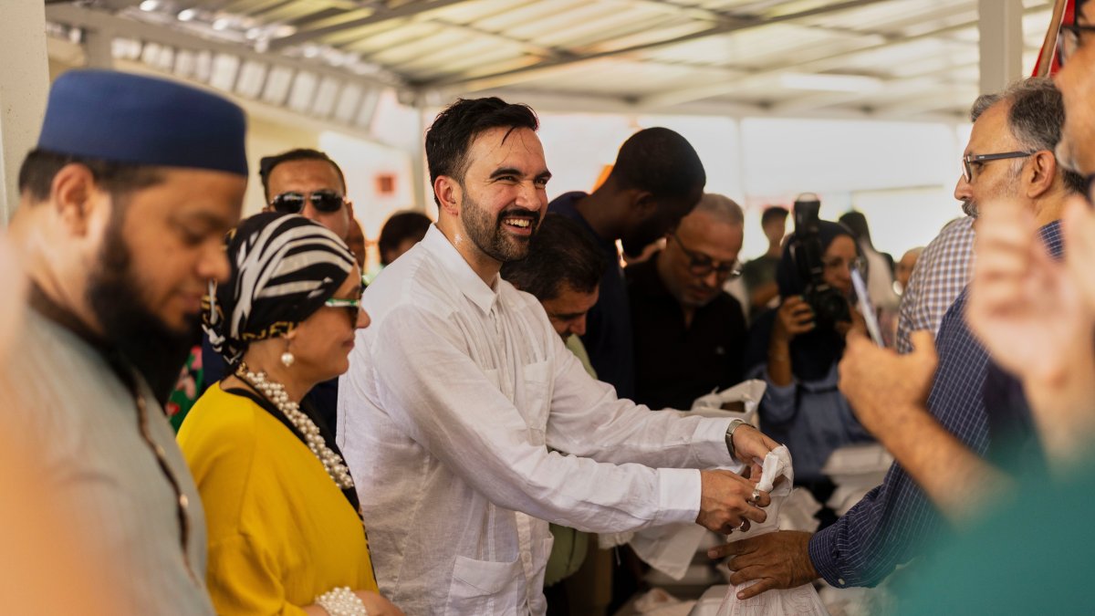 New York City mayor-elect Zohran Mamdani hands out food at a mosque, San Juan, Puerto Rico, U.S., Nov. 7, 2025. (AP Photo)