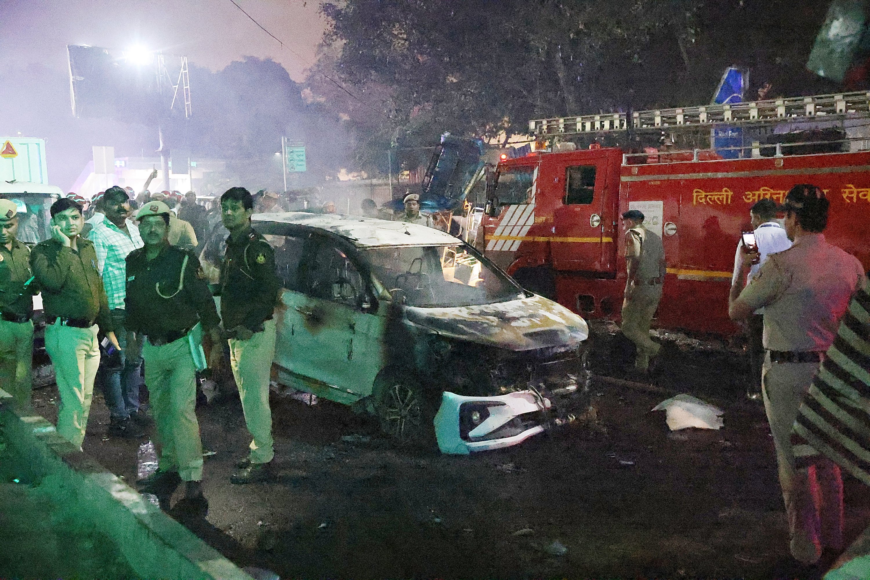 At least 8 dead after explosion rocks Indian capital New Delhi