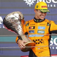 McLaren driver Lando Norris of Britain celebrates after winning the 2025 Formula One Grand Prix of Sao Paulo at the Autodromo Jose Carlos Pace racetrack in Interlagos, Sao Paulo, Brazil, Nov. 9, 2025. (EPA Photo)