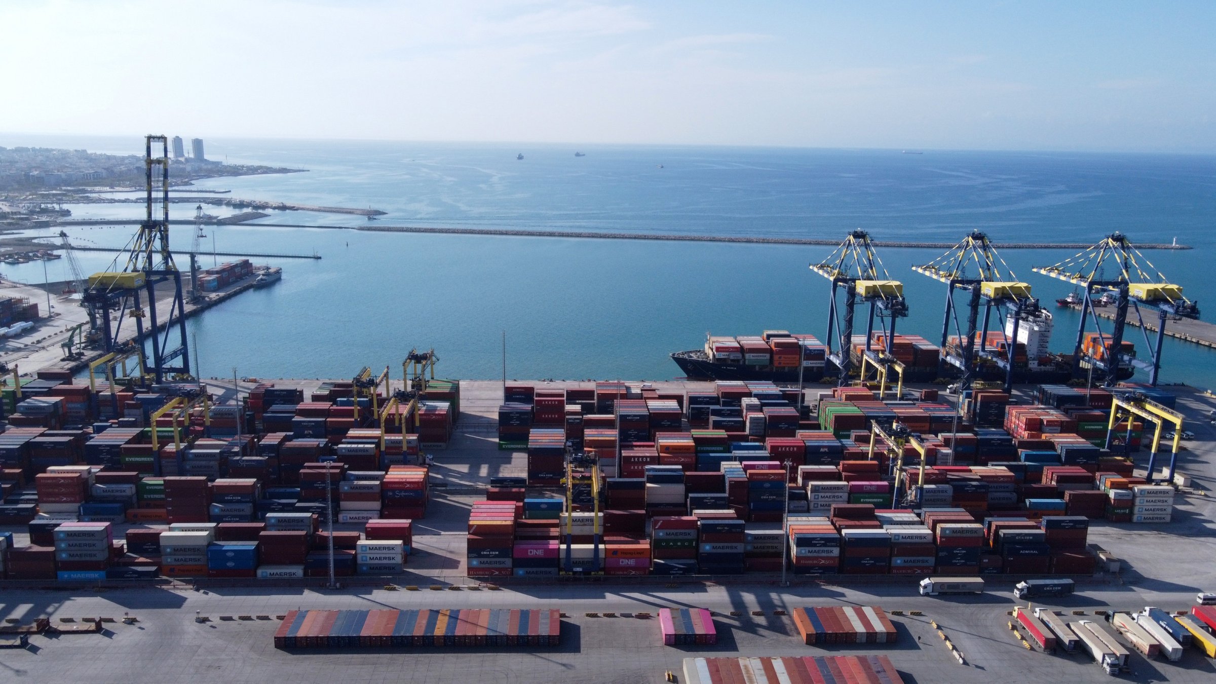 Türkiye export climate strengthens to nearly 1.5-year high