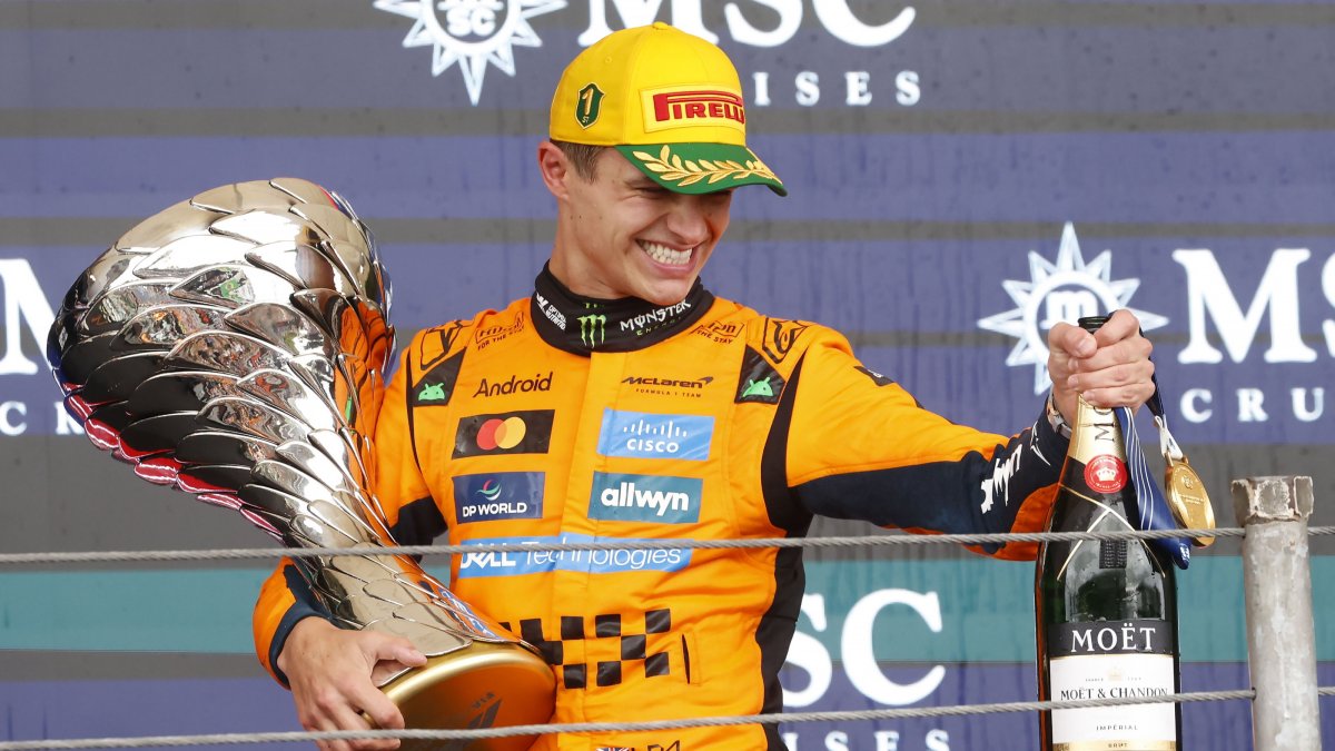 McLaren driver Lando Norris of Britain celebrates after winning the 2025 Formula One Grand Prix of Sao Paulo at the Autodromo Jose Carlos Pace racetrack in Interlagos, Sao Paulo, Brazil, Nov. 9, 2025. (EPA Photo)