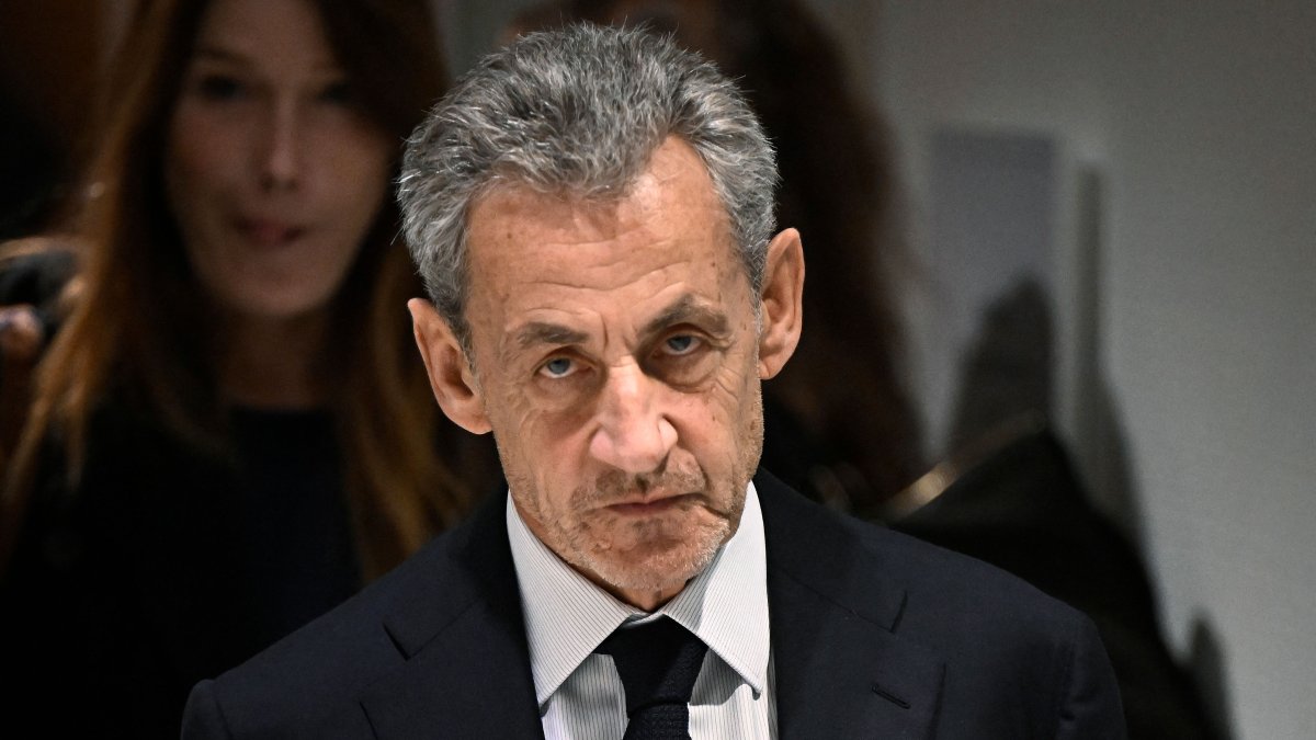Former French President Nicolas Sarkozy leaves the Tribunal de Paris courthouse in Paris, France, Sept. 25, 2025. (AFP Photo)