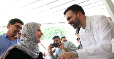 New York City mayor-elect Zohran Mamdani reacts as he distributes meals at a mosque, San Juan, Puerto Rico, U.S., Nov. 7, 2025. (Reuters Photo)