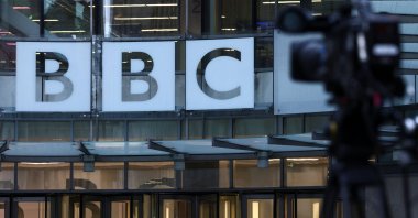 The BBC logo outside the BBC Broadcasting House in London, U.K., Nov. 10, 2025. (Reuters Photo)