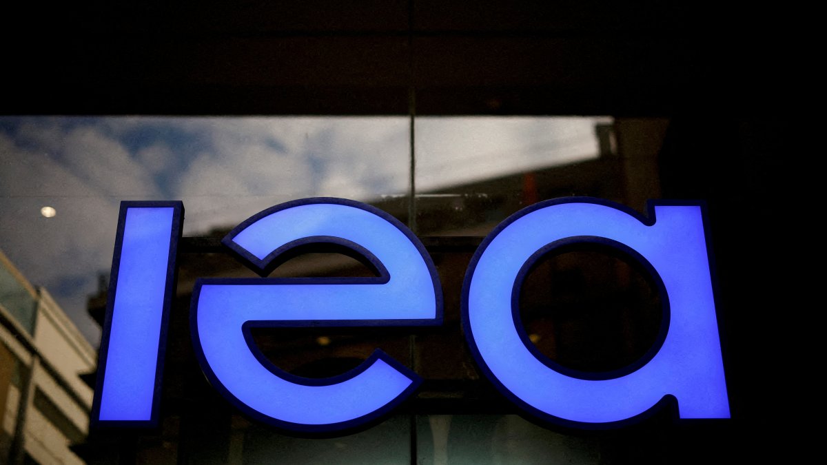 A view of the logo of the International Energy Agency in Paris, France, Dec. 15, 2023. (Reuters Photo)