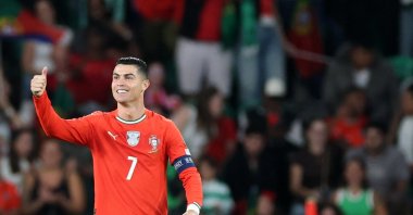 Portugal&#039;s Cristiano Ronaldo celebrates after scoring the equalising goal during the 2026 World Cup qualifiers Europe zone group F football match between Portugal and Hungary at Jose Alvalade stadium, Lisbon, Portugal, Oct. 14, 2025. (AFP Photo)