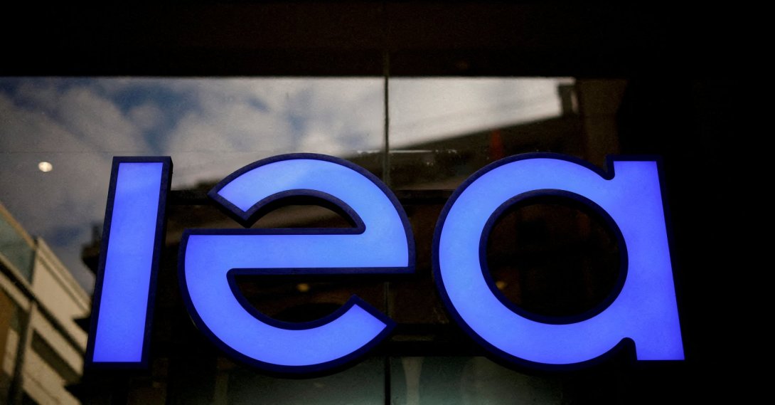 A view of the logo of the International Energy Agency in Paris, France, Dec. 15, 2023. (Reuters Photo)